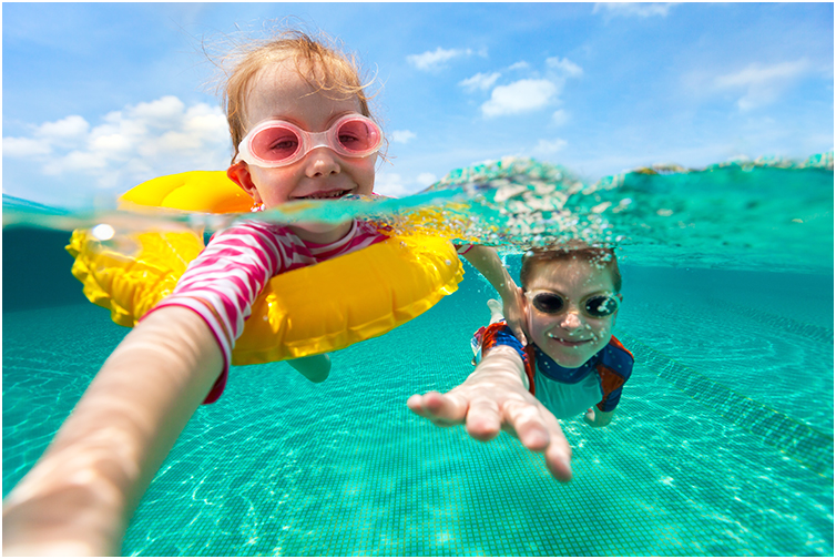 Why Should Kids Wear Children’s Swimming Goggles? 